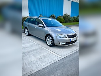 Used Skoda Octavia 2014 for sale - 77836743: Photo