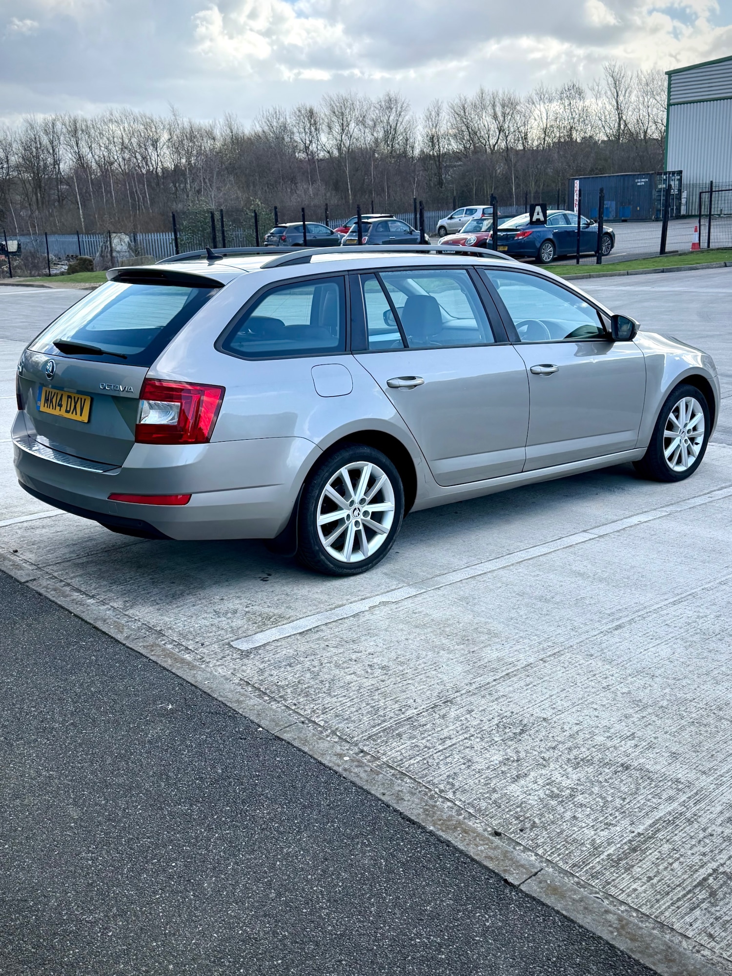 Used Skoda Octavia 2014 for sale - 77836743: Photo 3