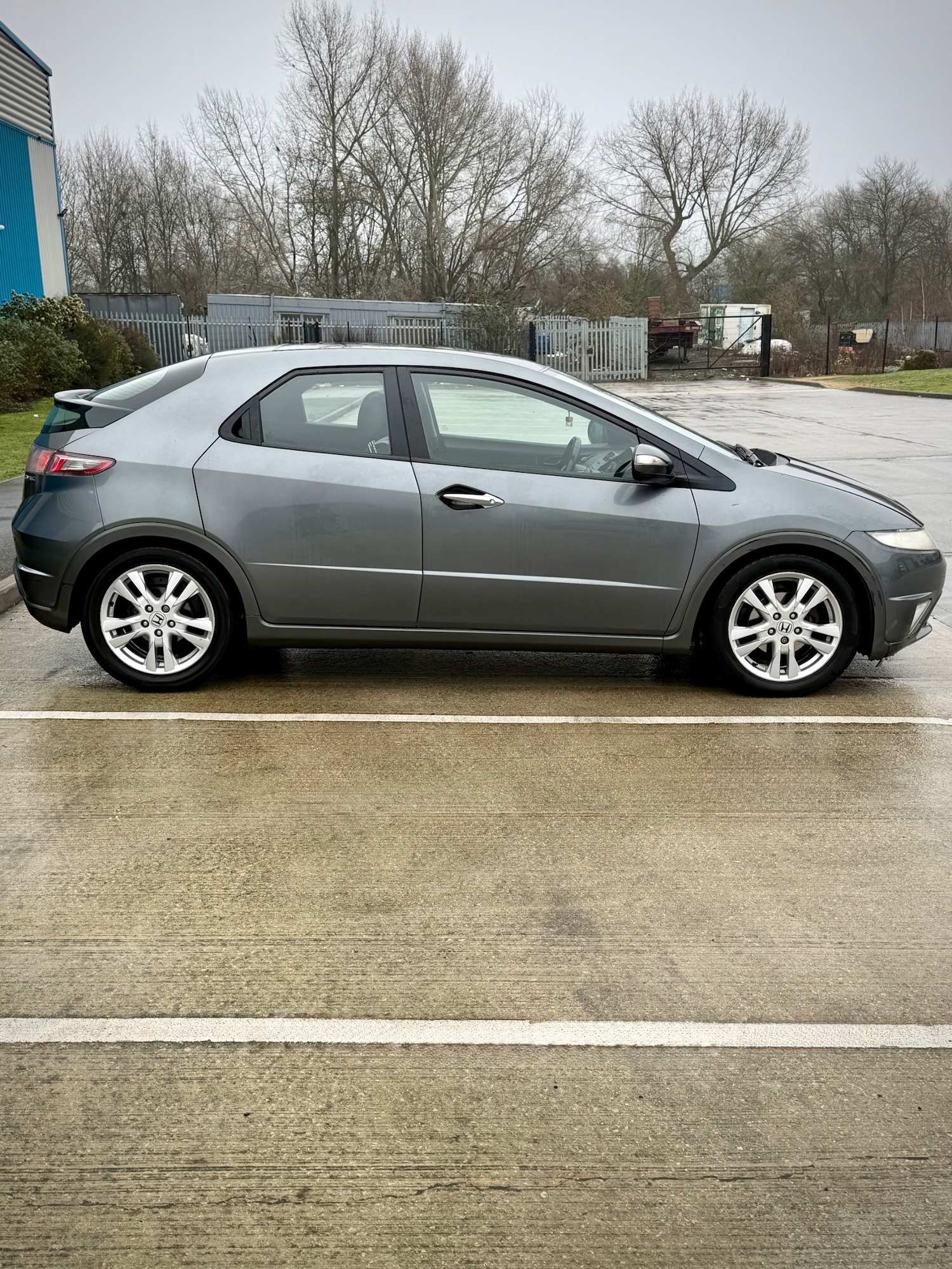 Used Honda Civic 2009 for sale - 77502936: Photo 2