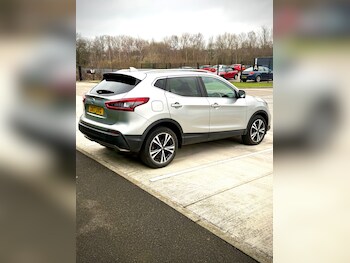 Used Nissan Qashqai 2017 for sale - 77289478: Photo