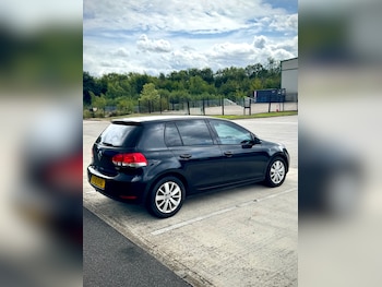 Used Volkswagen Golf 2011 for sale - 75513397: Photo