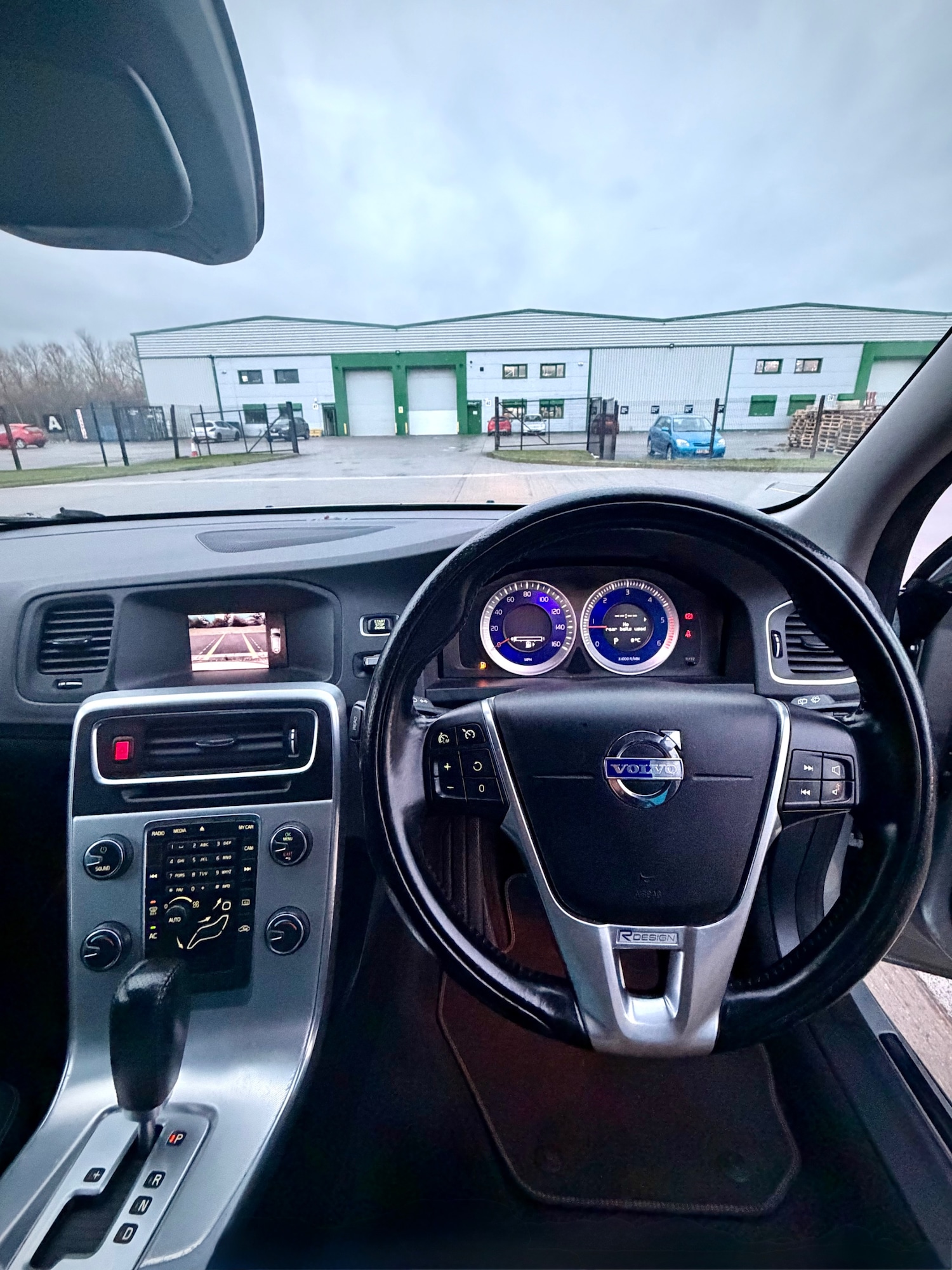 Used Volvo V60 2011 for sale - 77289474: Photo 13