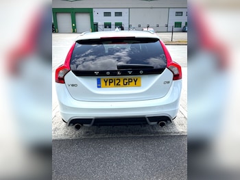 Used Volvo V60 2012 for sale - 75629794: Photo