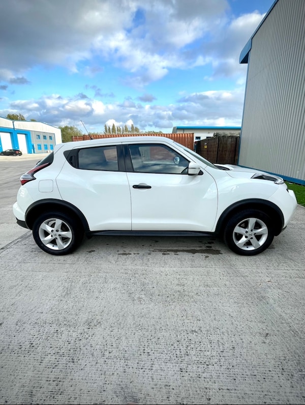 Used Nissan Juke 2017 for sale - 76199621: Photo 2