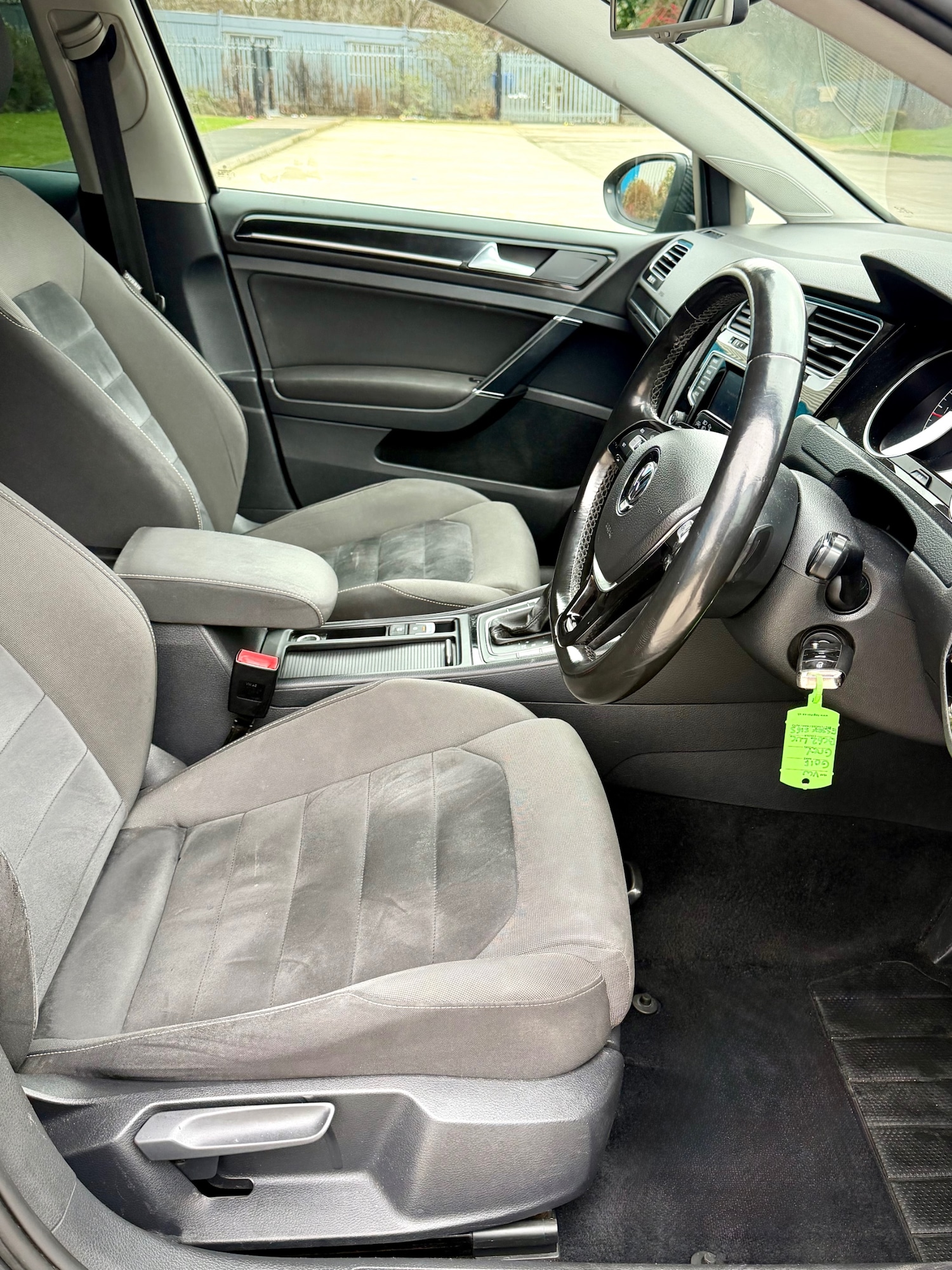 Used Volkswagen Golf 2013 for sale - 76974595: Photo 12