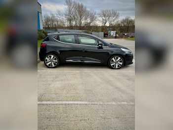 Used Renault Clio 2015 for sale - 78035267: Photo