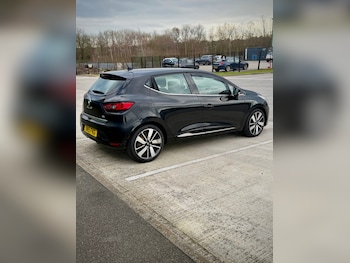 Used Renault Clio 2015 for sale - 78035267: Photo