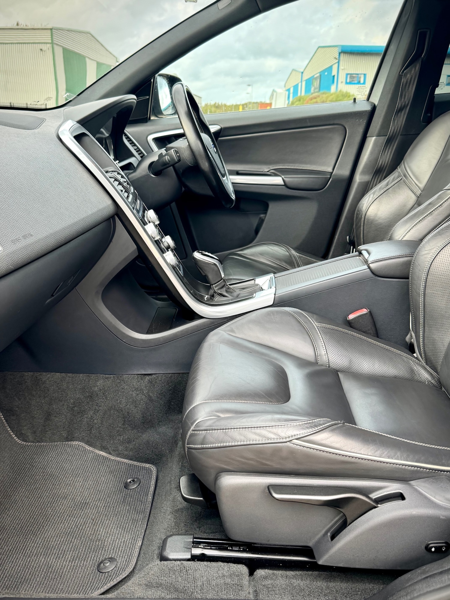 Used Volvo XC60 2016 for sale - 76322589: Photo 11