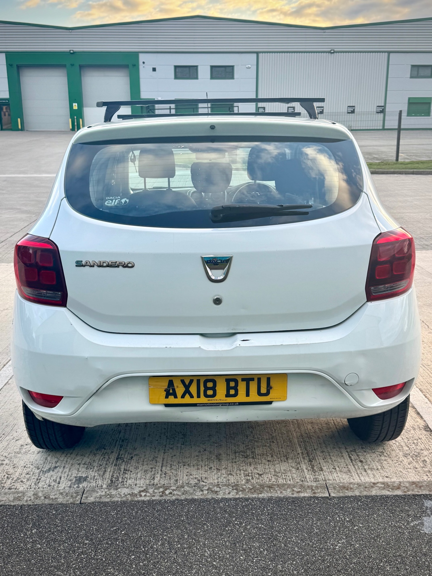 Used Dacia Sandero 2018 for sale - 76121231: Photo 4