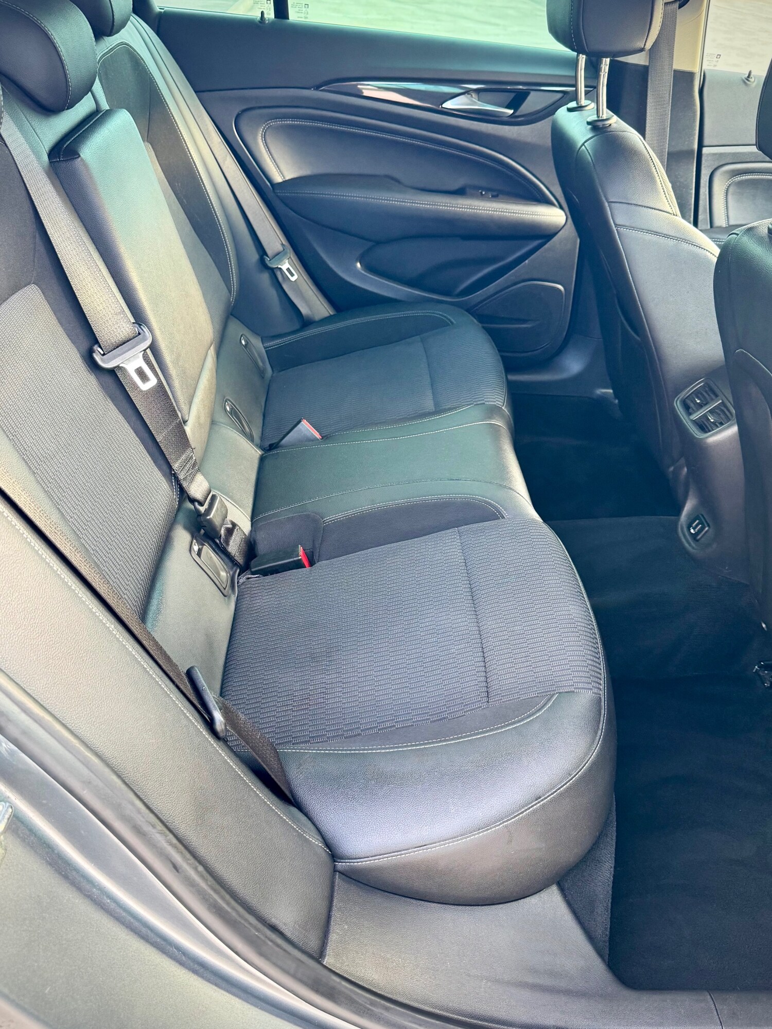 Used Vauxhall Insignia 2017 for sale - 77467839: Photo 10