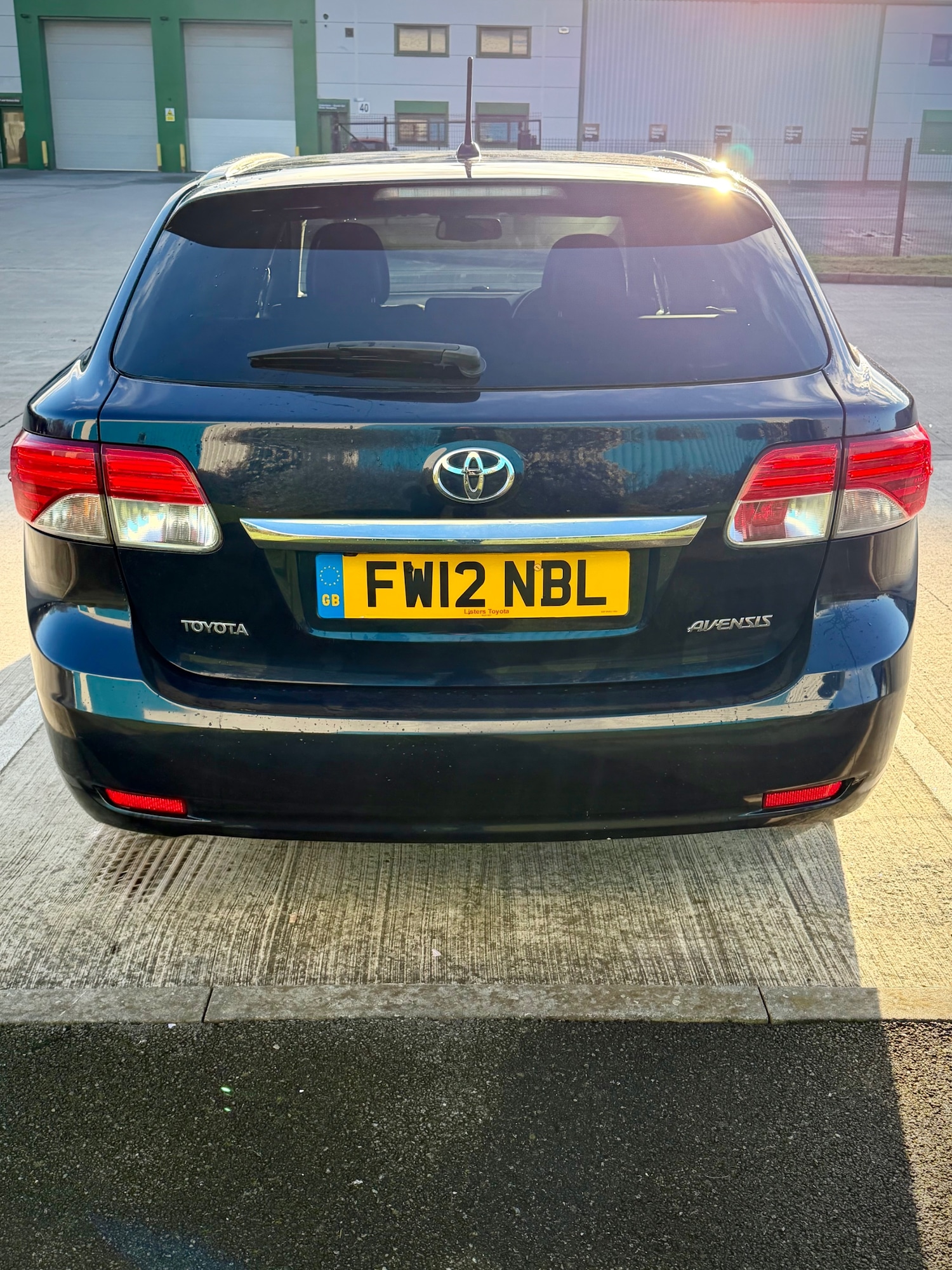 Used Toyota Avensis 2012 for sale - 77570875: Photo 4