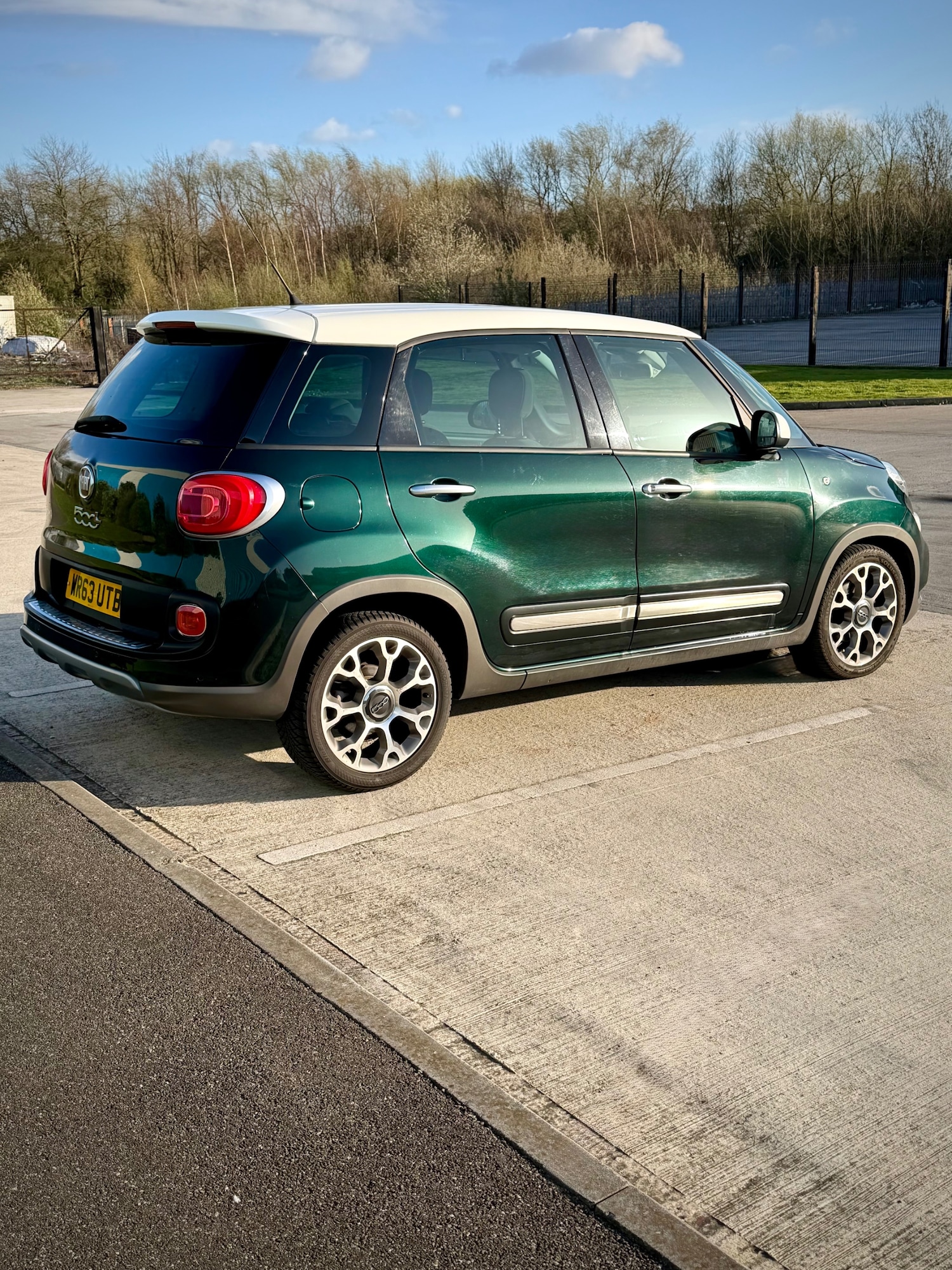 Used Fiat 500L 2013 for sale - 78057152: Photo 3