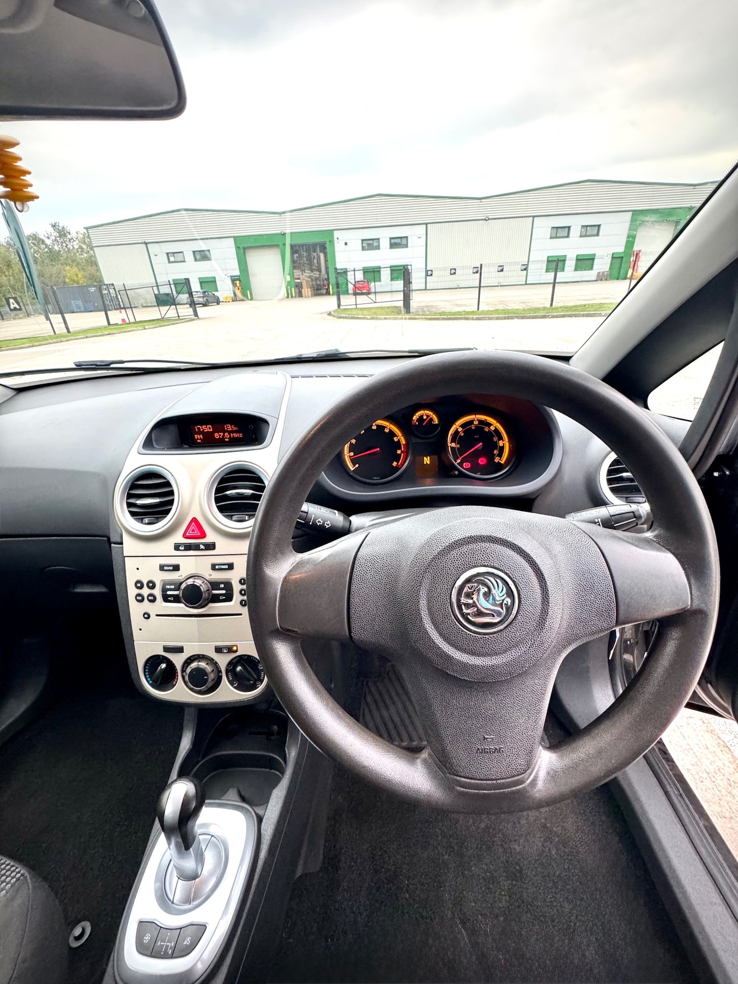 Used Vauxhall Corsa 2007 for sale - 76149849: Photo 12