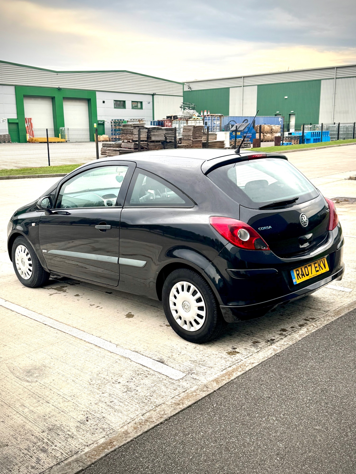 Used Vauxhall Corsa 2007 for sale - 76149849: Photo 5