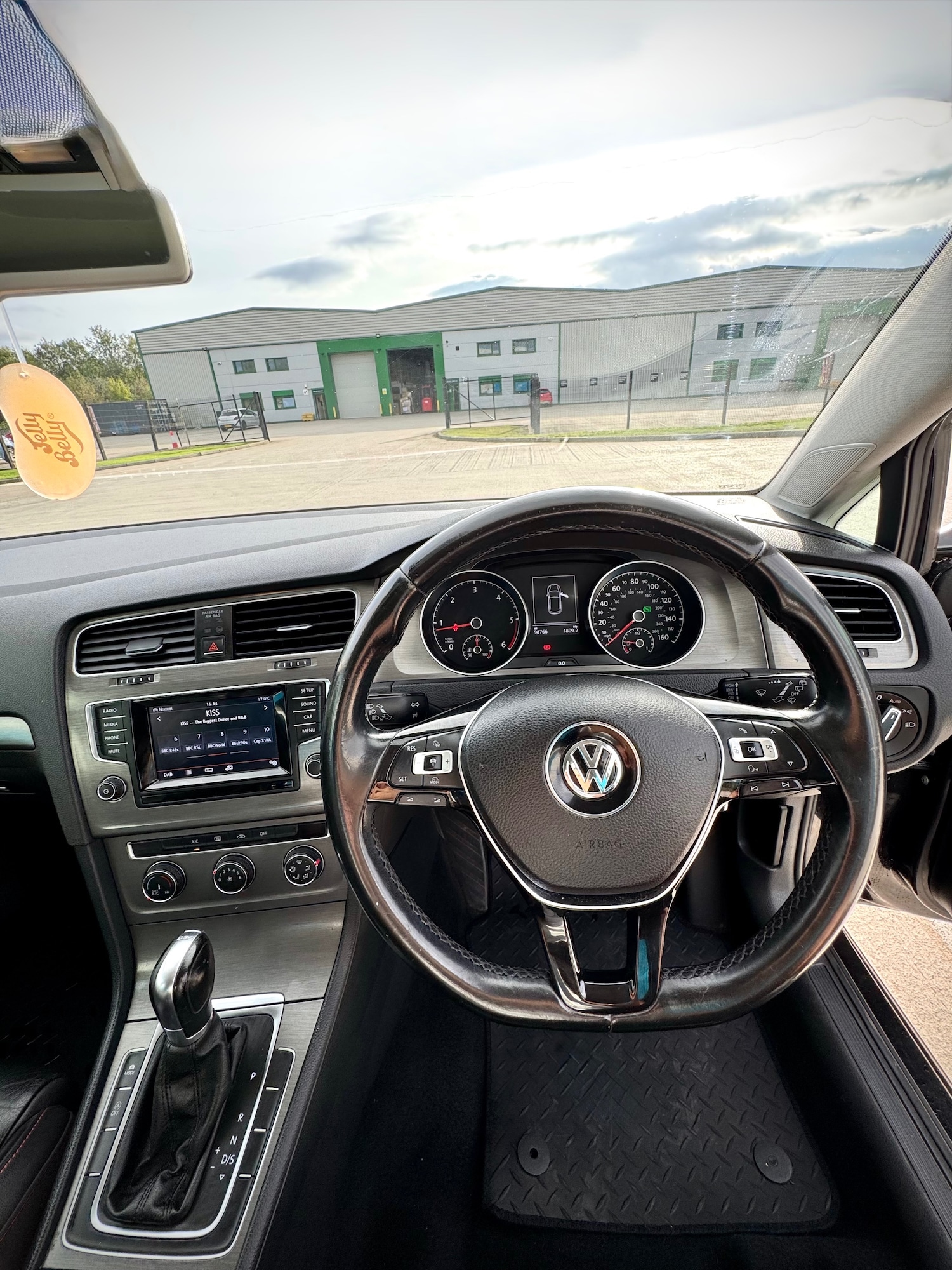 Used Volkswagen Golf 2013 for sale - 76847722: Photo 11