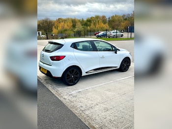 Used Renault Clio 2016 for sale - 76453119: Photo