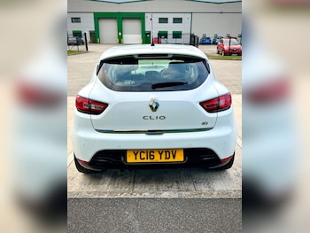 Used Renault Clio 2016 for sale - 76453119: Photo