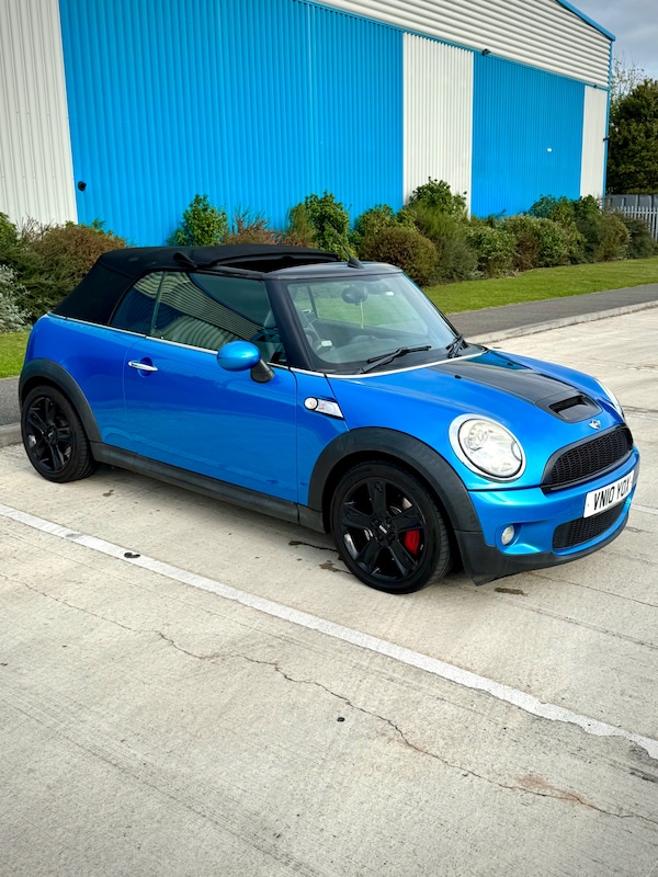 Used MINI Convertible 2010 for sale - 76190344: Photo 9
