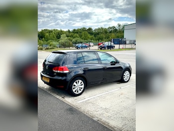 Used Volkswagen Golf 2010 for sale - 75409623: Photo