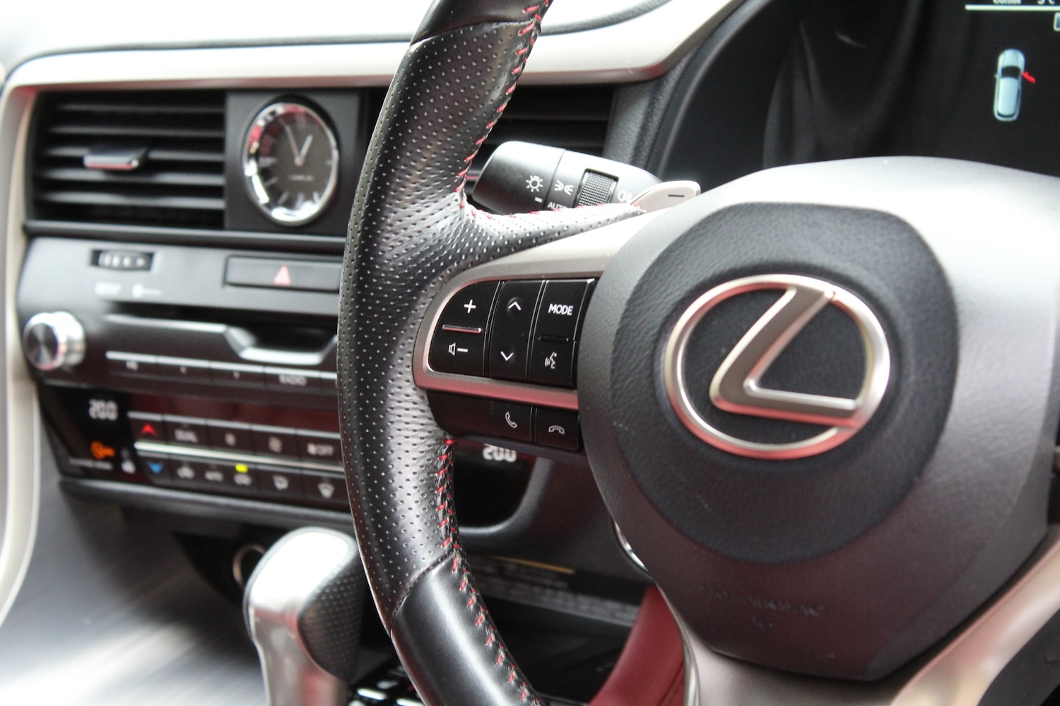 Used Lexus RX 2019 for sale - 77328665: Photo 24