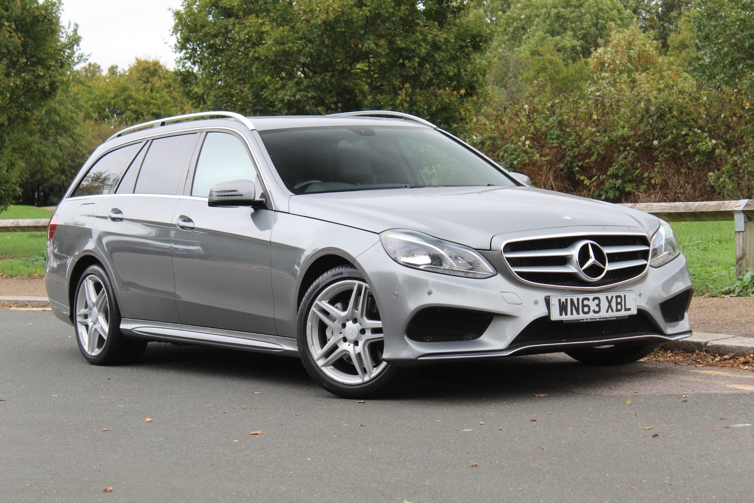 Used Mercedes-Benz E-Class 2013 for sale - 76008478: Photo 1