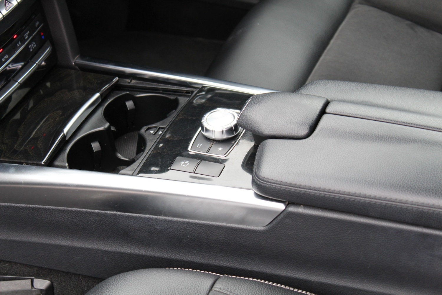 Used Mercedes-Benz E-Class 2013 for sale - 76008478: Photo 20