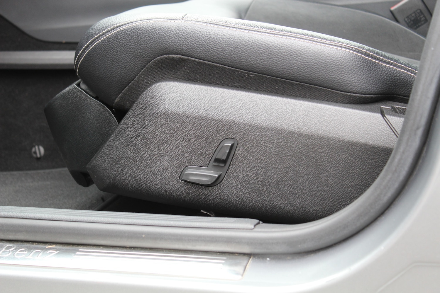 Used Mercedes-Benz E-Class 2013 for sale - 76008478: Photo 22