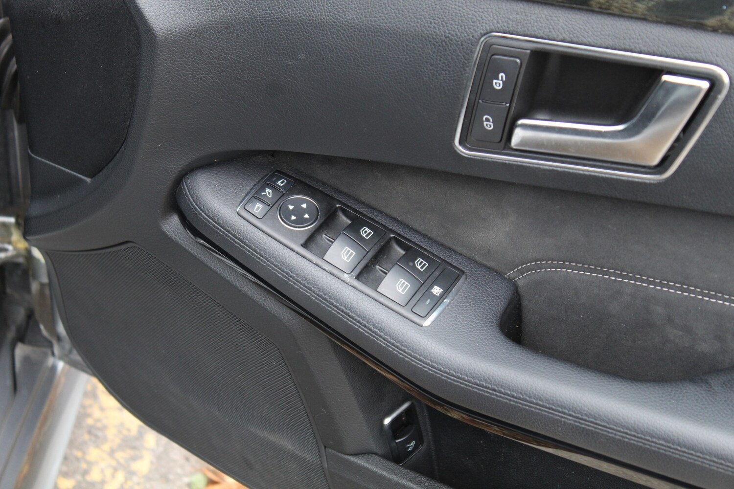 Used Mercedes-Benz E-Class 2013 for sale - 76008478: Photo 23