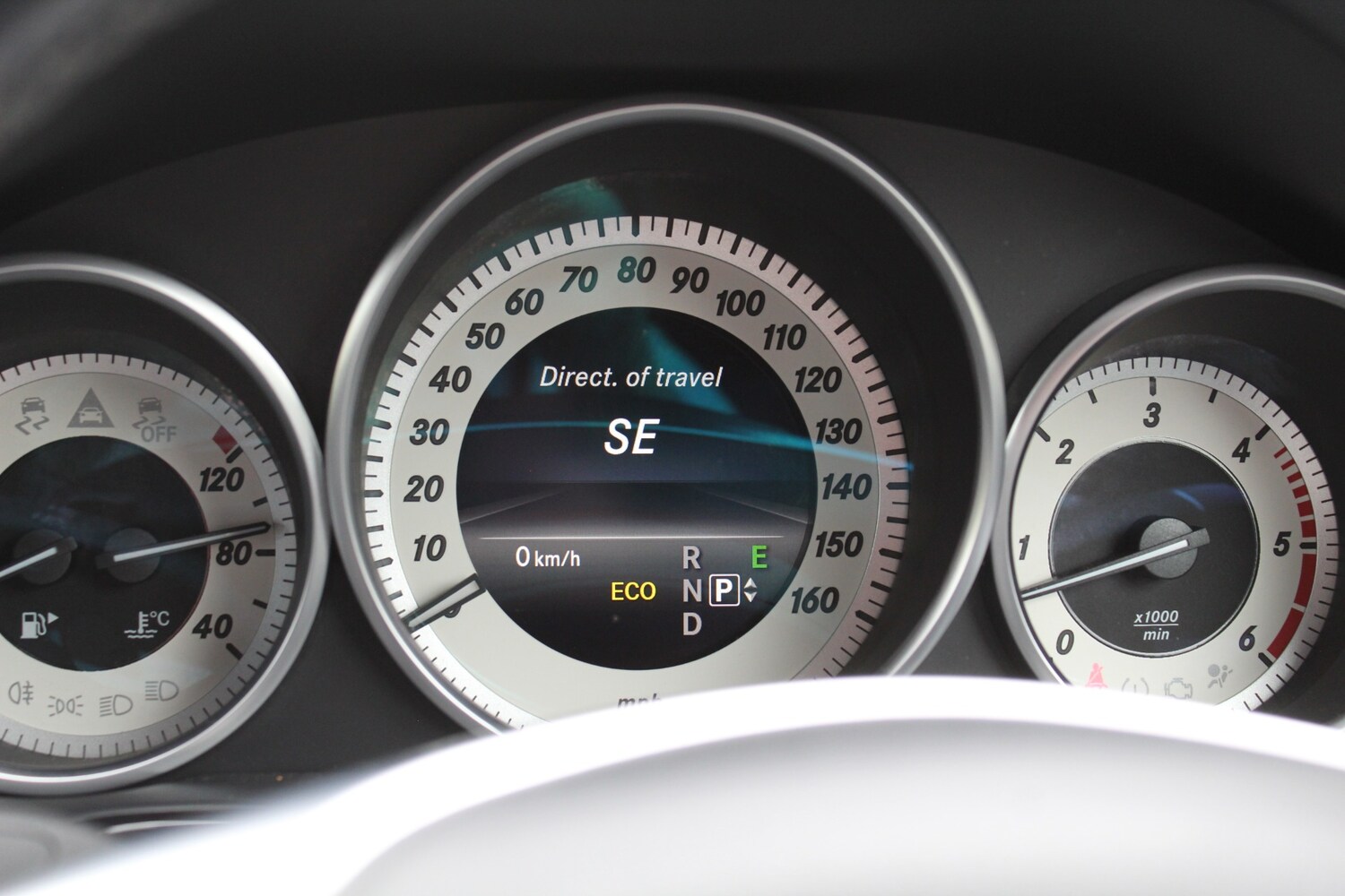 Used Mercedes-Benz E-Class 2013 for sale - 76008478: Photo 36