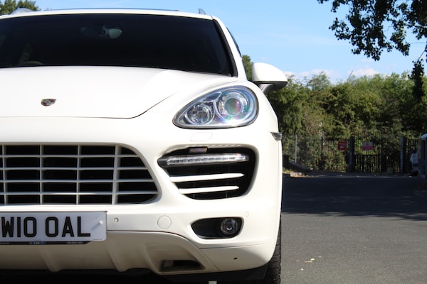 Used Porsche Cayenne 2010 for sale - 75222469: Photo 44