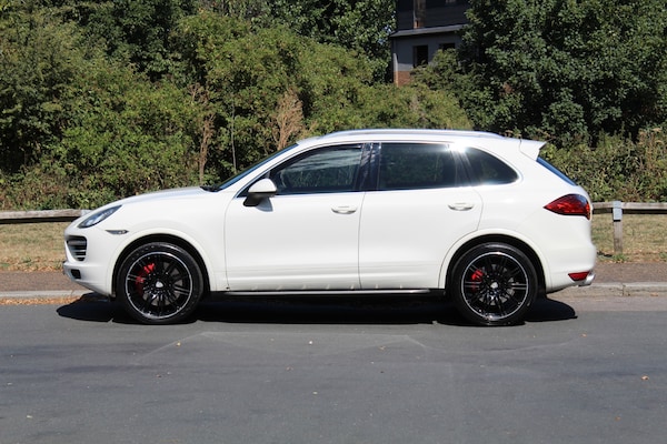 Used Porsche Cayenne 2010 for sale - 75222469: Photo 5