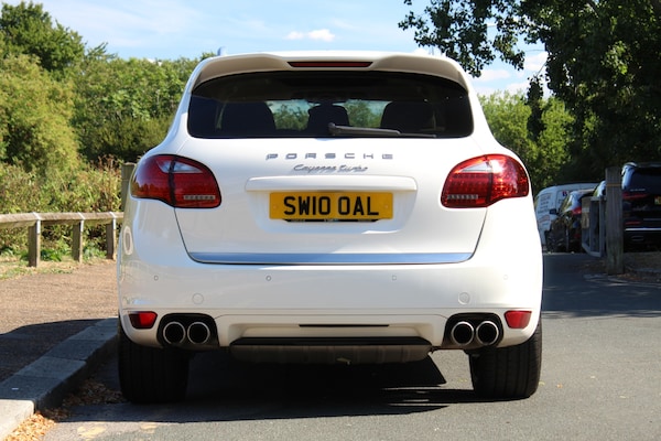 Used Porsche Cayenne 2010 for sale - 75222469: Photo 8