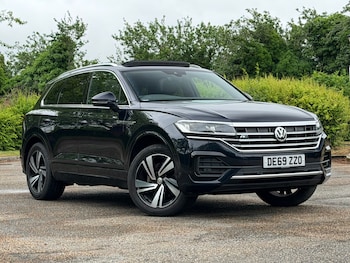 Used Volkswagen Touareg 2019 for sale - 78885729: Photo