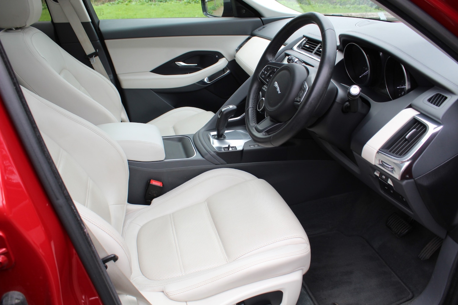 Used Jaguar E-Pace 2018 for sale - 76007033: Photo 11