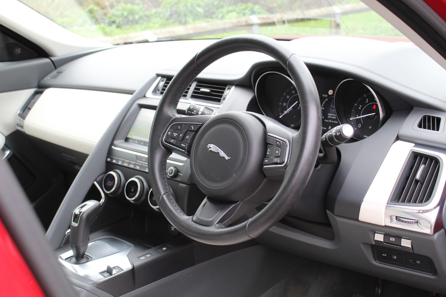 Used Jaguar E-Pace 2018 for sale - 76007033: Photo 26