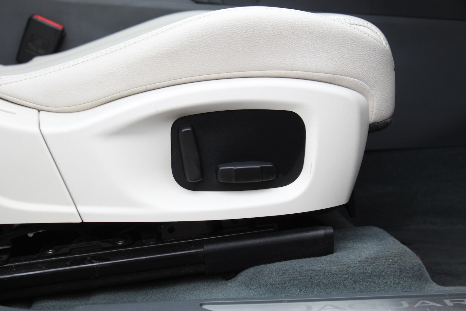 Used Jaguar E-Pace 2018 for sale - 76007033: Photo 29