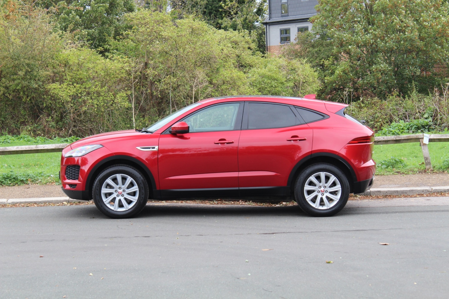Used Jaguar E-Pace 2018 for sale - 76007033: Photo 5