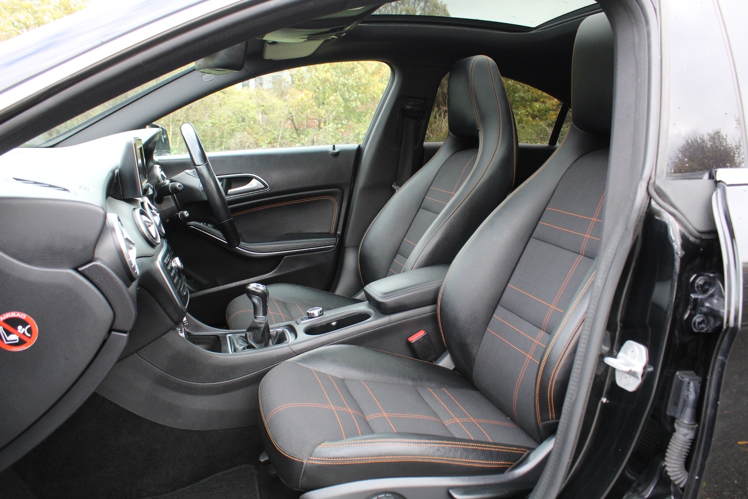 Used Mercedes-Benz CLA 2014 for sale - 76325056: Photo 10
