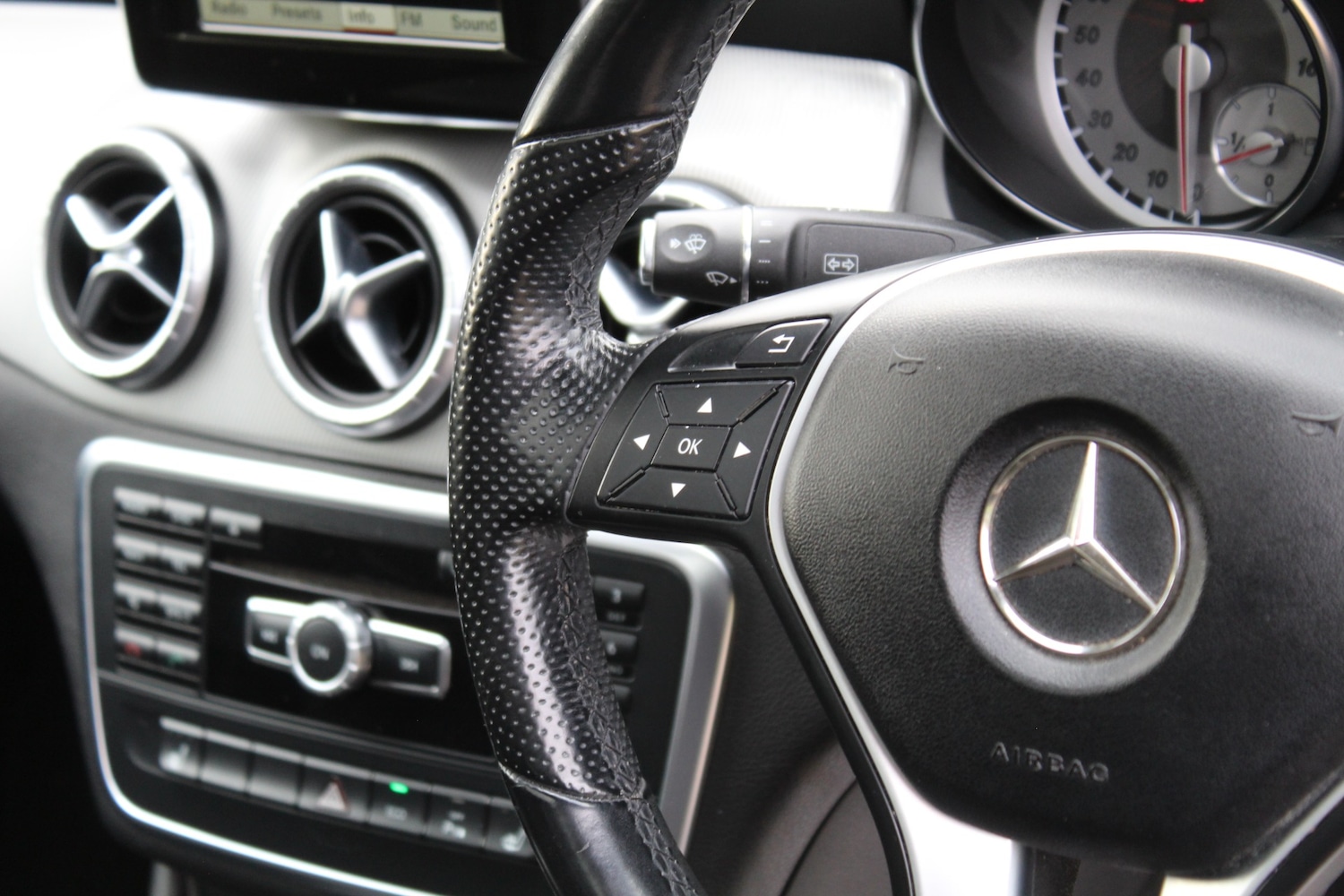 Used Mercedes-Benz CLA 2014 for sale - 76325056: Photo 23