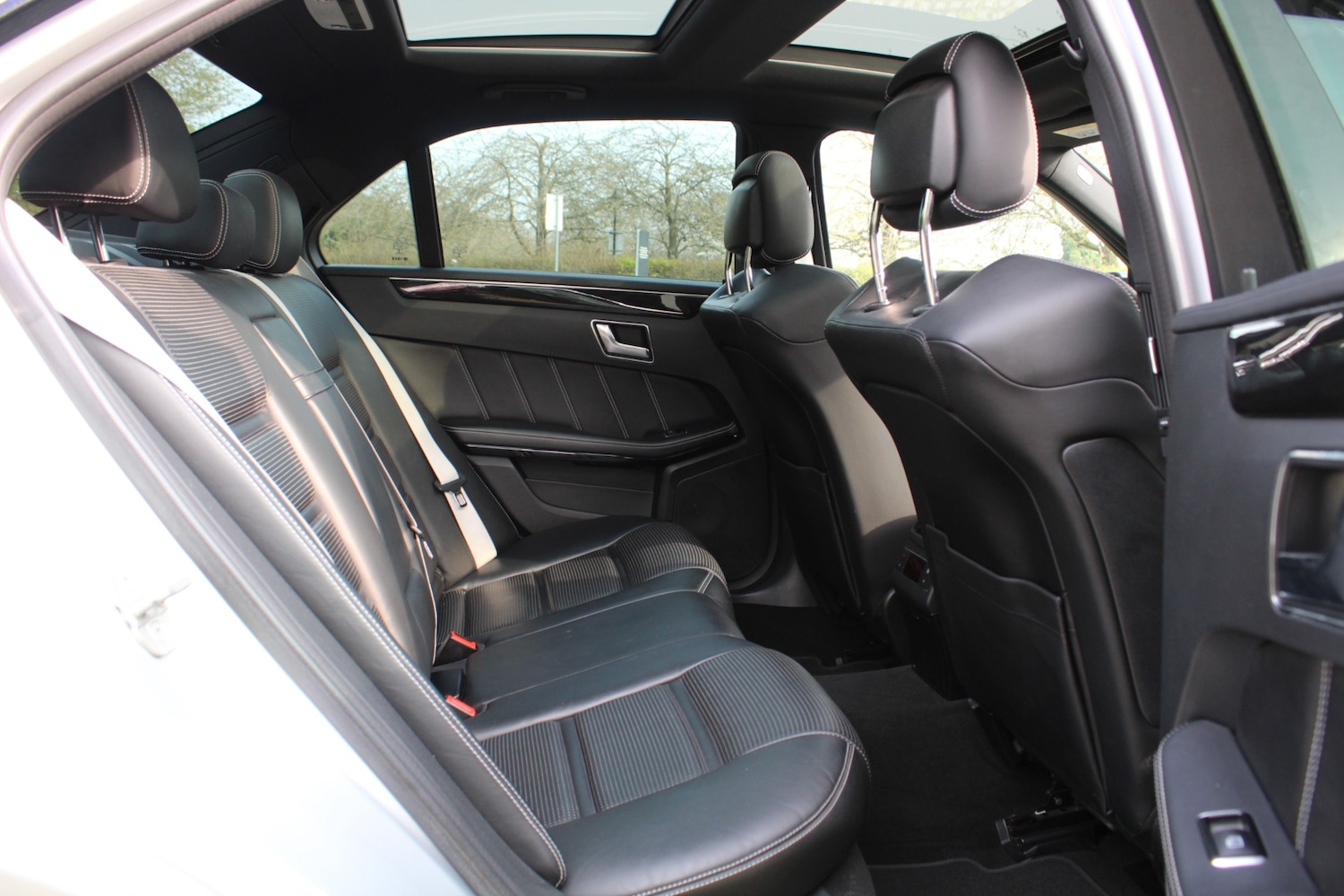 Used Mercedes-Benz E Class 2015 for sale - 77991906: Photo 14