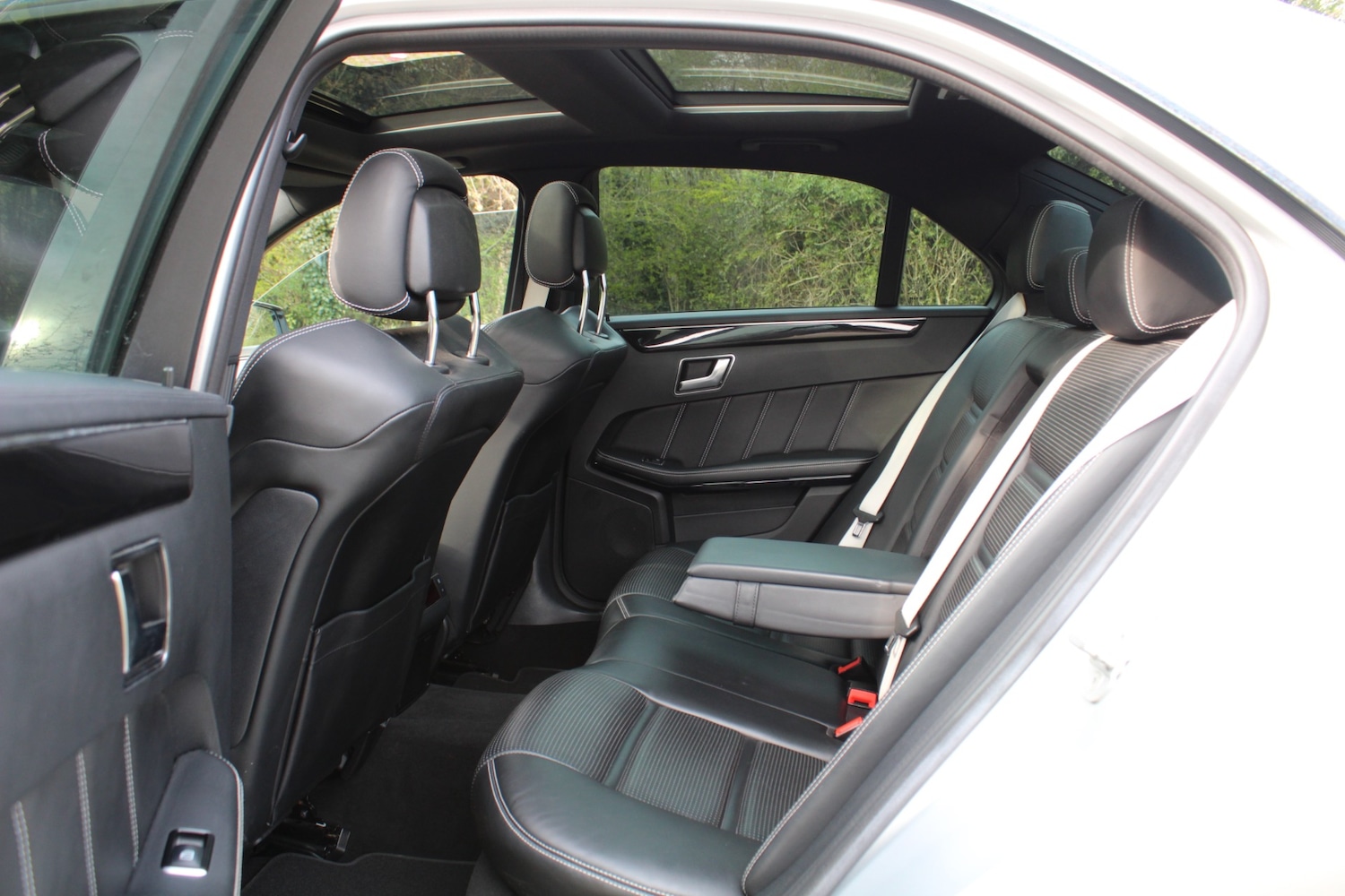 Used Mercedes-Benz E Class 2015 for sale - 77991906: Photo 15