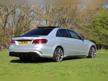 Used Mercedes-Benz E Class 2015 for sale - 77991906: Photo