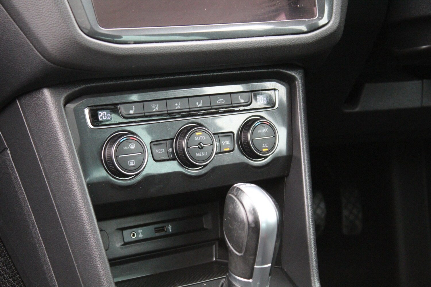 Used Volkswagen Tiguan 2017 for sale - 77803689: Photo 34