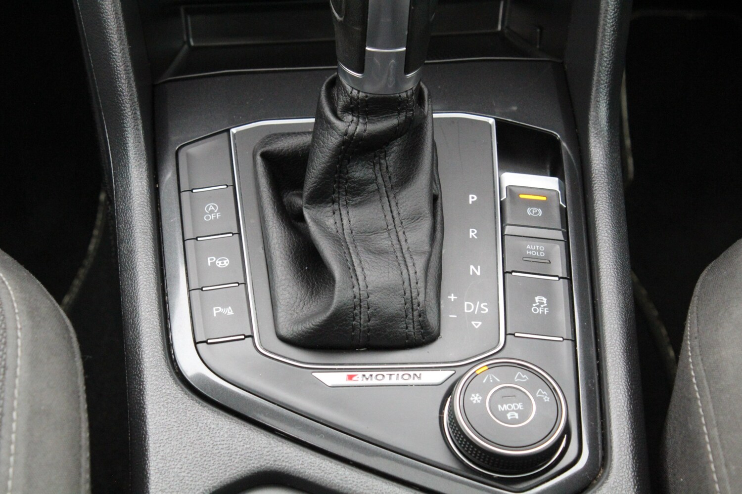 Used Volkswagen Tiguan 2017 for sale - 77803689: Photo 41