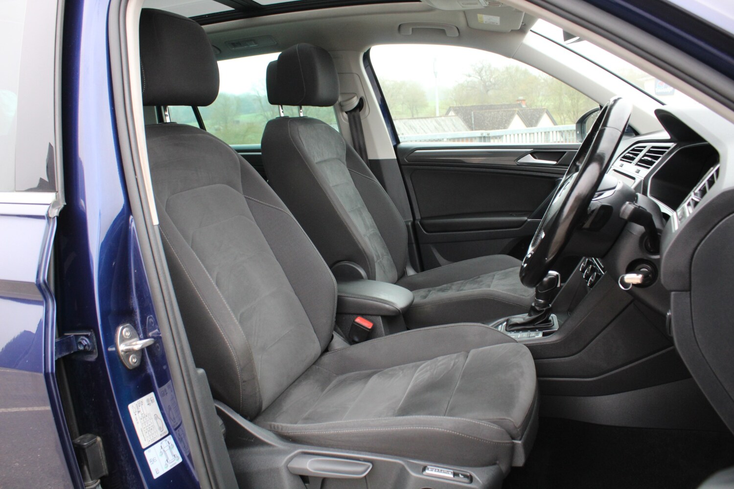 Used Volkswagen Tiguan 2017 for sale - 77803689: Photo 9