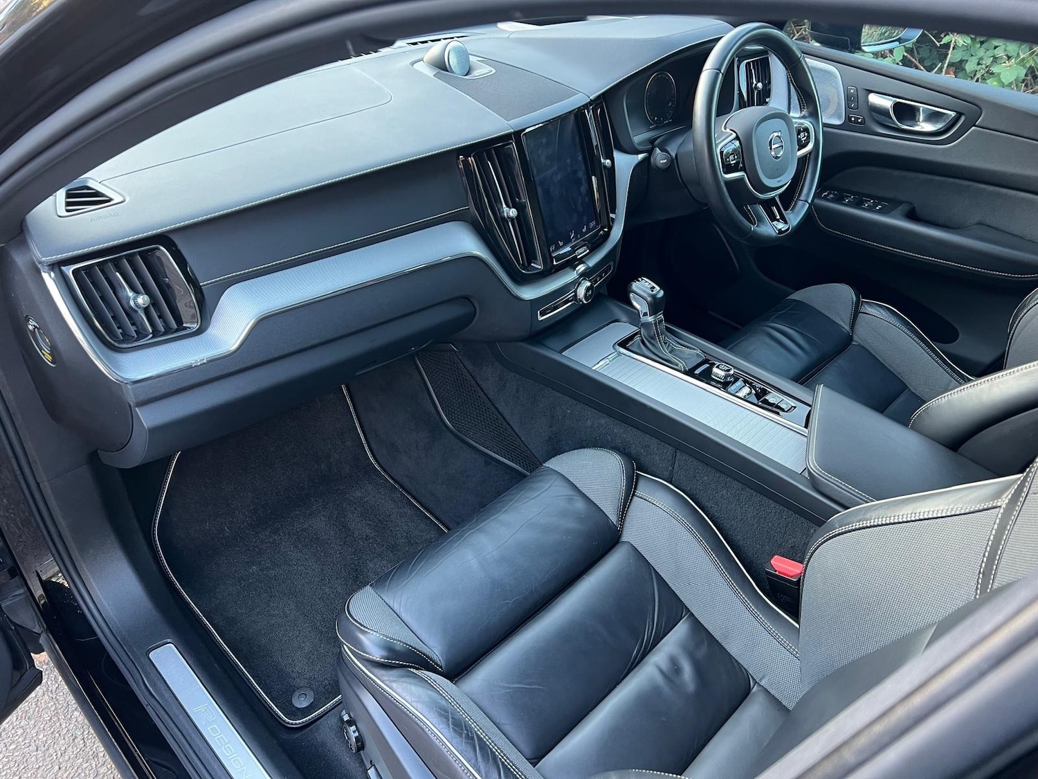 Used Volvo XC60 2019 for sale - 77194997: Photo 16