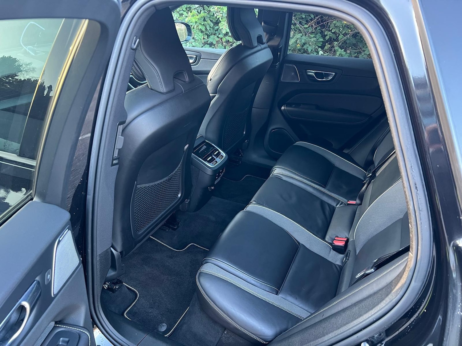 Used Volvo XC60 2019 for sale - 77194997: Photo 19