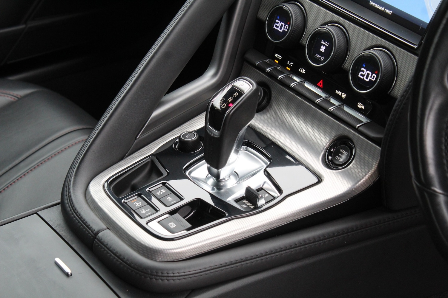 Used Jaguar F-Type 2016 for sale - 76884677: Photo 15