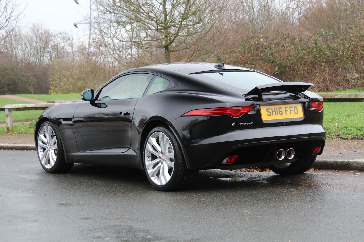 Used Jaguar F-Type 2016 for sale - 76884677: Photo 3