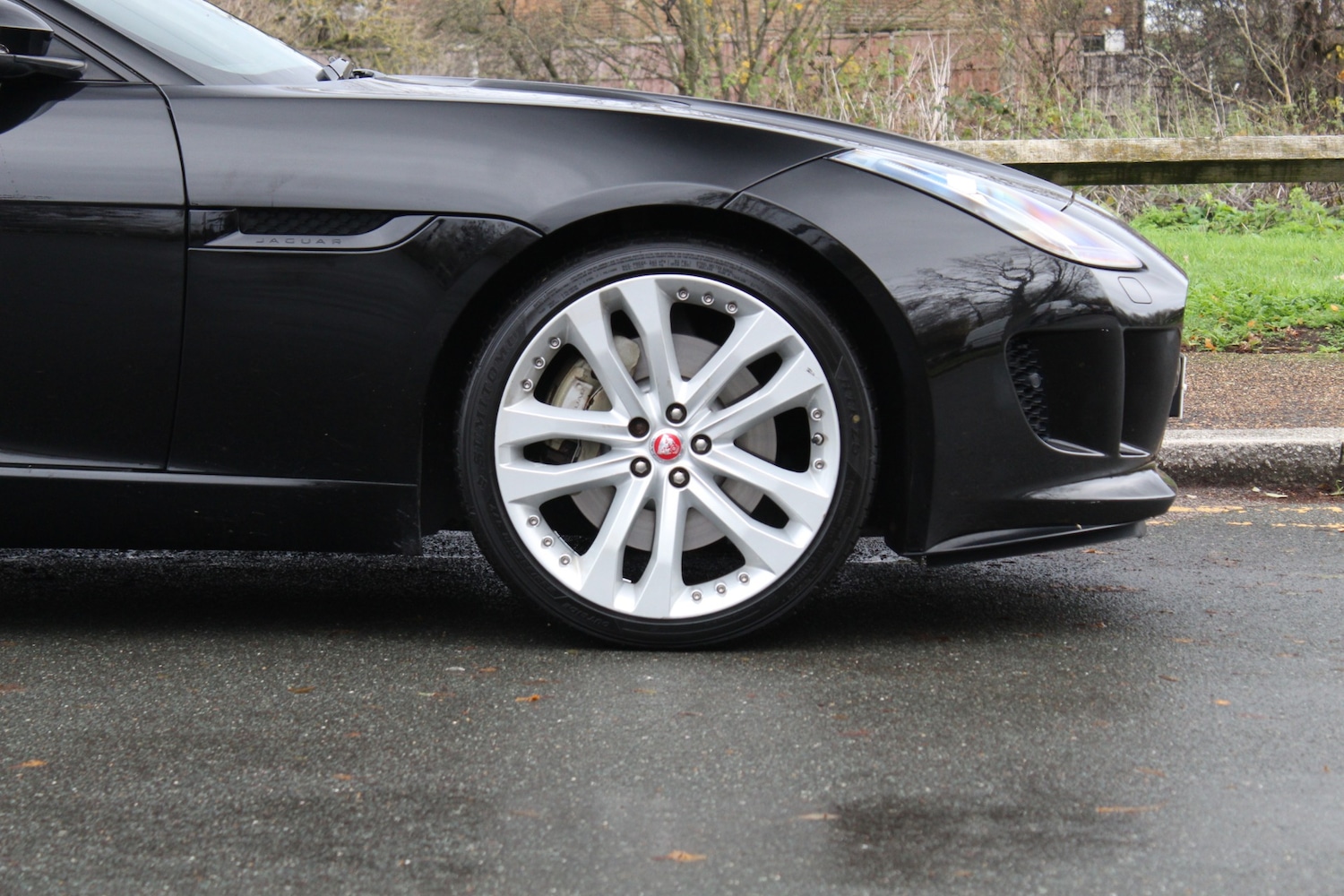 Used Jaguar F-Type 2016 for sale - 76884677: Photo 38